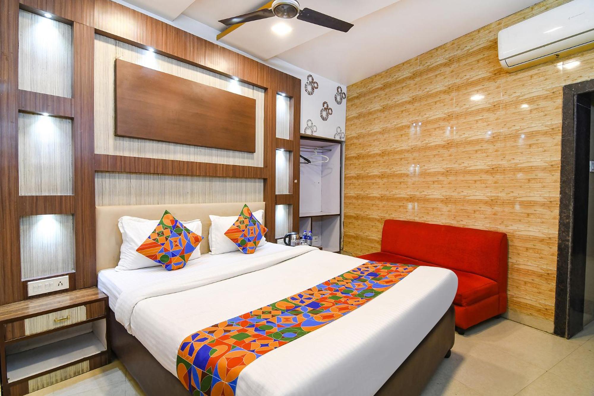 כלכותה Hotel Diamond Suites מראה חיצוני תמונה