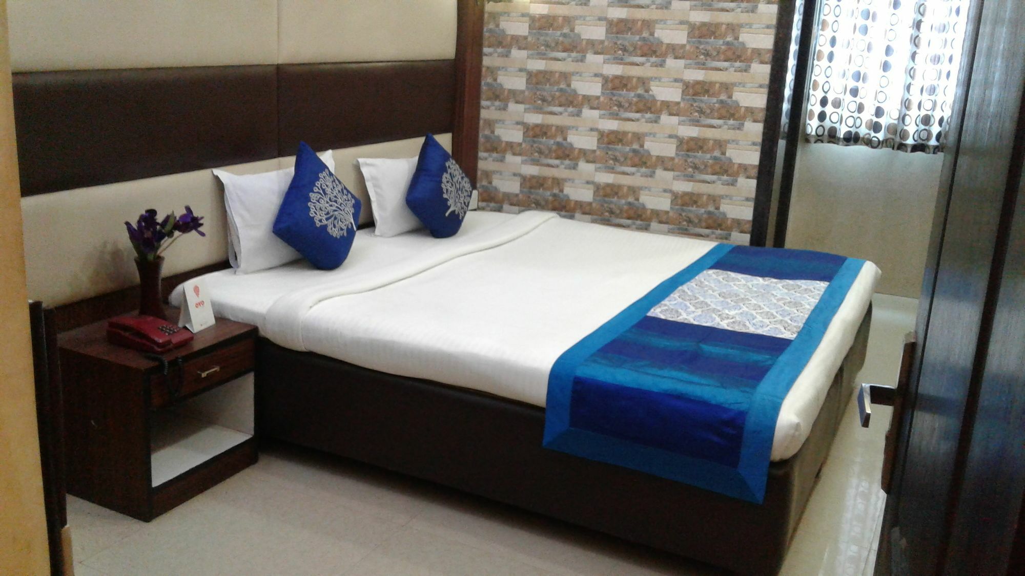 כלכותה Hotel Diamond Suites מראה חיצוני תמונה